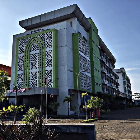 Greensa Inn Surabaya Bagian luar foto