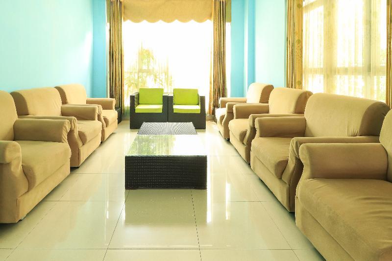 Greensa Inn Surabaya Bagian luar foto