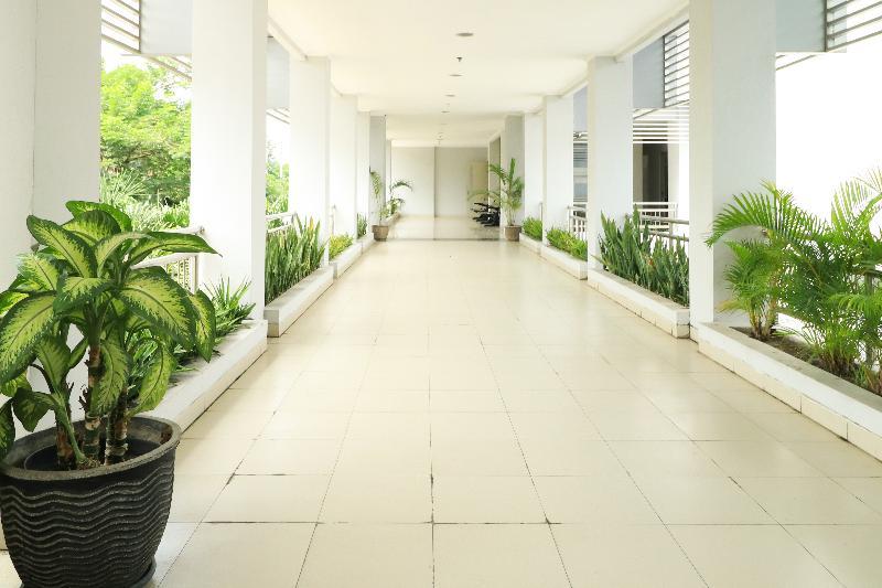 Greensa Inn Surabaya Bagian luar foto